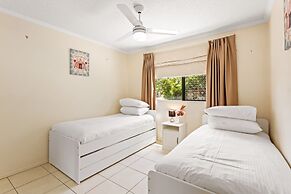 Albion Convenient Hideaway With Parking & Balcony