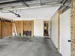 Our Haven: 4-bed Escape Near Beach & Mogo Trails
