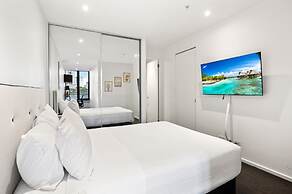 Stylish Southbank 2-bed Flat w/ Balcony