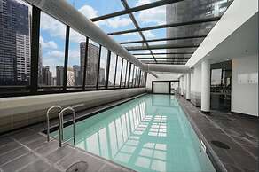 Stylish Southbank 2-bed Flat w/ Balcony