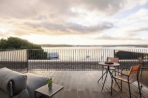 Upon Harbor - Seixal Bay Hotel