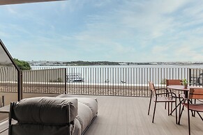 Upon Harbor - Seixal Bay Hotel