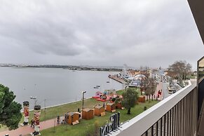 Upon Harbor - Seixal Bay Hotel