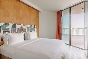 Upon Harbor - Seixal Bay Hotel