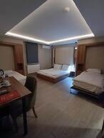 ARACH HOTELS