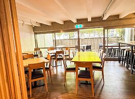 Noa Hotel