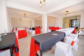 Zuri Place Hotel