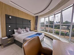 Zuri Place Hotel