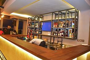 Zuri Place Hotel
