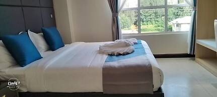 Zuri Place Hotel