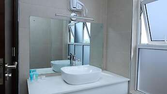 Zuri Place Hotel