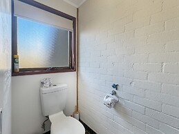 'broulee Break' -2-bed Beach House With Games Room