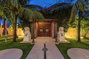 3BR Villa Pool Garden Near Beach V225