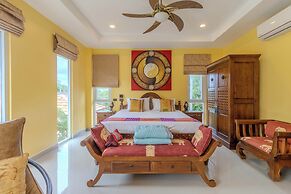 3BR Villa Pool Garden Near Beach V225
