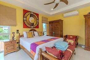 3BR Villa Pool Garden Near Beach V225