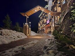 Shimla Golf Resorts