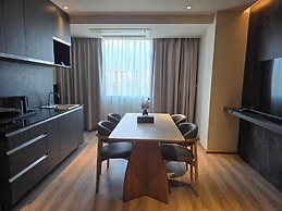 The Clover Hotel