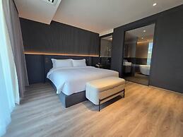 The Clover Hotel