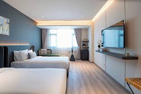 The Clover Hotel