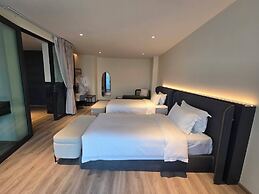 The Clover Hotel