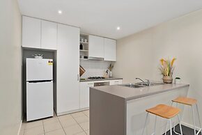 A Chic & Comfy 2BR Apt Near to Flemington Races