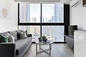 Pet-friendly Stylish 2BR Apt, Panoramic City Views