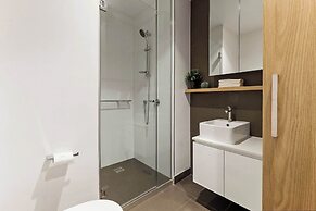 Pet-friendly Stylish 2BR Apt, Panoramic City Views