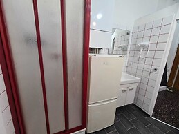 Chic 2BR Apt Downtown Long Stay