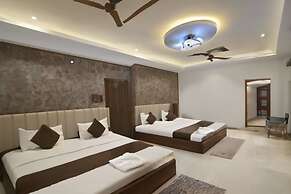 MM Grand - near Temple & Ghats
