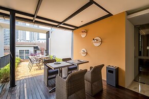 Cove Southouse Residence