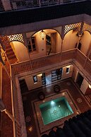 Riad le terra cotta