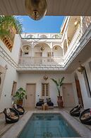 Riad le terra cotta