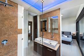 Ixia Luxury Breeze Villa