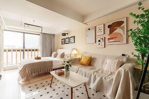 Shanghai Hills & Chiya BoutiqueApartment