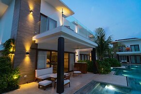 Luxury Villa w Direct Pool Entry Monterrico
