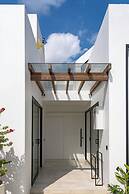 Casa Mios Villa Canggu