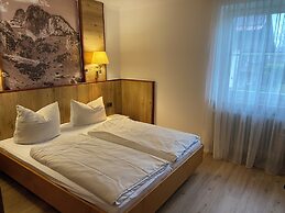 Hotel Alpenhof
