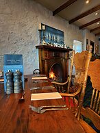 The Lochnell Arms Hotel