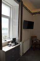 The Lochnell Arms Hotel