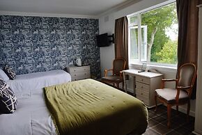 The Lochnell Arms Hotel