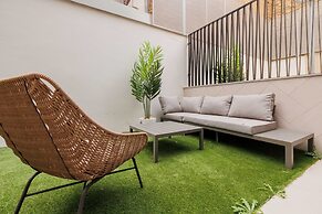 w Comfy 2BR w Great Terrace in Chueca