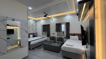 Sunaina Palace