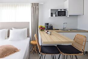 Sueno Studios and Apartments