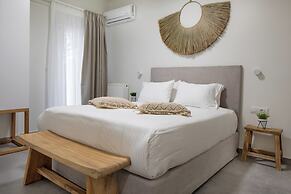 Sueno Studios and Apartments