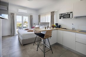 Sueno Studios and Apartments