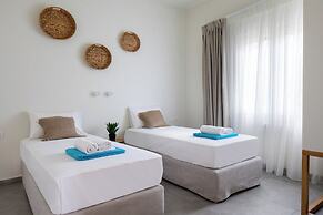 Sueno Studios and Apartments