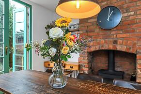 Tealby House