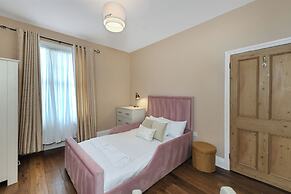 Tealby House