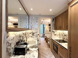 Merveil Luxury Suite - Eiffel Bourgogne