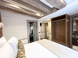 Merveil Luxury Suite - Eiffel Bourgogne